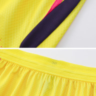 Шорты KELME Women's Soccer Shorts Yellow - Шорты KELME Women's Soccer Shorts Yellow