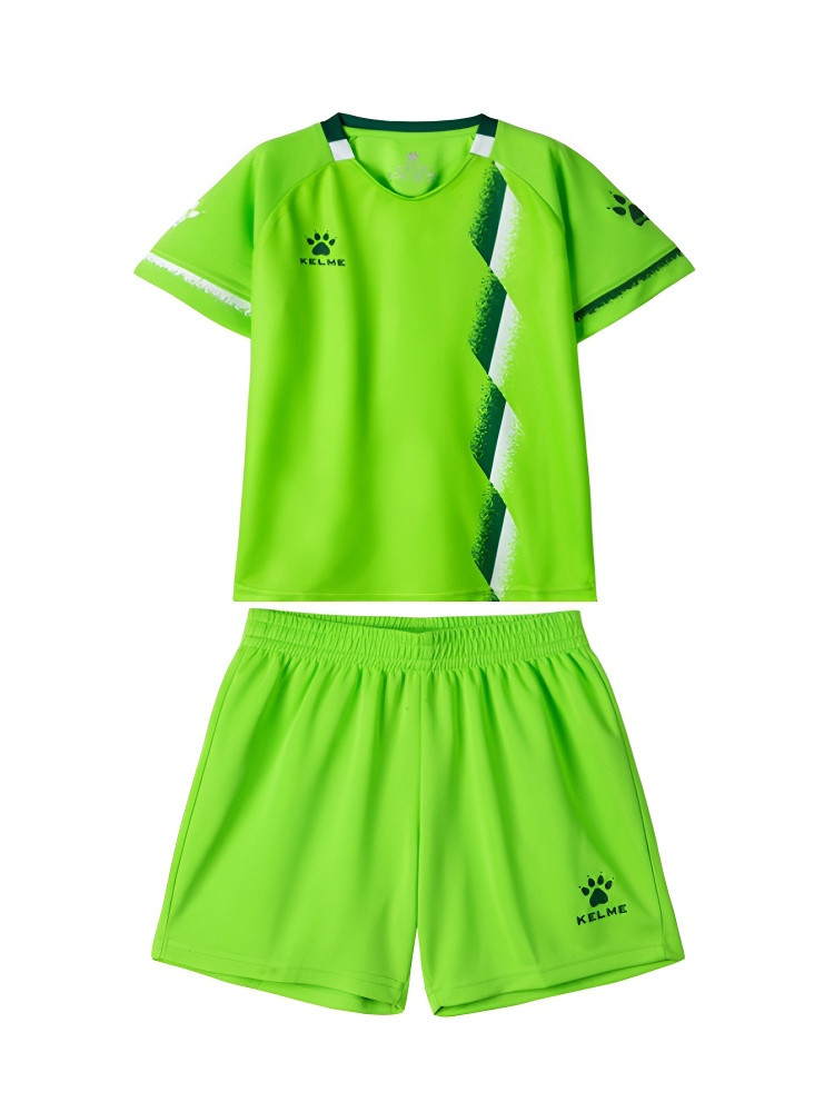 Детская футбольная форма KELME Short Sleeve Football Suit Light Green