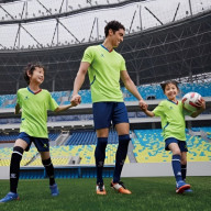 Детская футбольная форма KELME Short-Sleeved Football Suit (Neon/Dark Blue) - Детская футбольная форма KELME Short-Sleeved Football Suit (Neon/Dark Blue)
