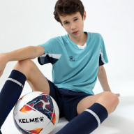 Детская футбольная форма KELME Short-Sleeved Football Suit (Light Blue/Dark Blue) - Детская футбольная форма KELME Short-Sleeved Football Suit (Light Blue/Dark Blue)