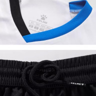 Детская футбольная форма KELME Short-Sleeved Football Suit (White/Black) - Детская футбольная форма KELME Short-Sleeved Football Suit (White/Black)