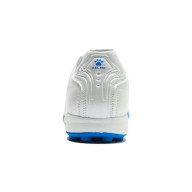 Шиповки KELME Men's Soccer Cleats (TF) White/Blue - Шиповки KELME Men's Soccer Cleats (TF) White/Blue
