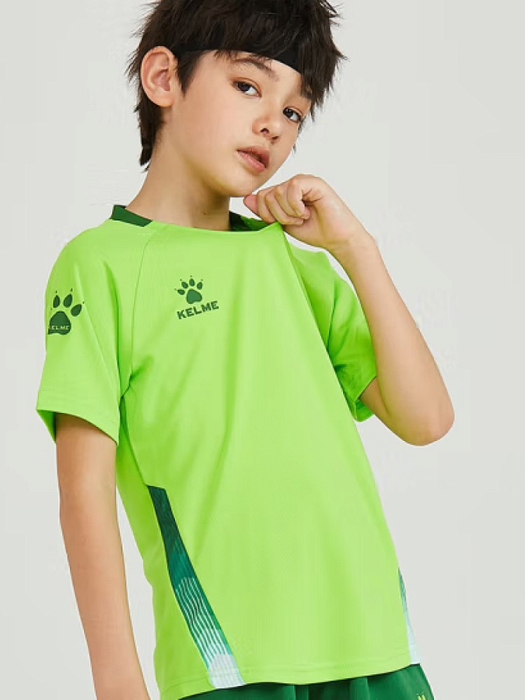 Детская фуутбольная форма KELME Short Sleeve Football Suit (Light Green/Green)