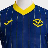 ФУТБОЛКА С КОРОТКИМ РУКАВОМ 1ª OPC. B HELLAS VERONA FC - ФУТБОЛКА С КОРОТКИМ РУКАВОМ 1ª OPC. B HELLAS VERONA FC